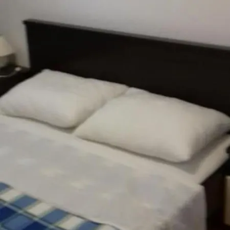 Apartment Rubbi