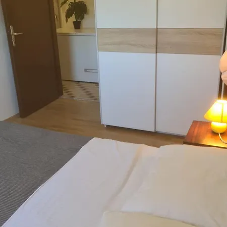 Rubbi Apartment Vrsi