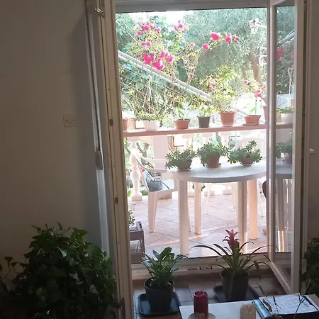 Rubbi Apartment *